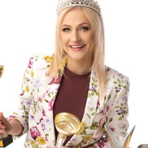 Nigdy w życiu w mediach społecznościowych