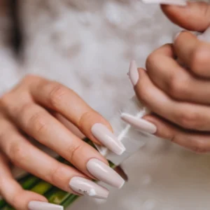 Piękne, naturalne paznokcie na lato. Manicure japoński, czyli „natural look” w najzdrowszym wydaniu