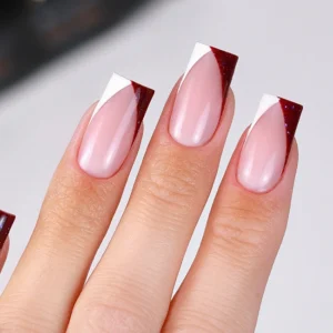 Paznokcie na Sylwestra 2025/2026 – olśniewające stylizacje, które przetrwają całą noc